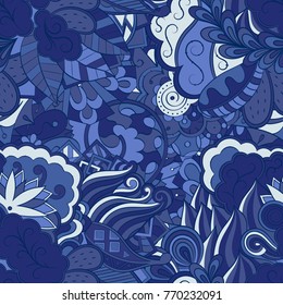 Tracery seamless pattern. Mehndi design. Ethnic colorful doodle texture. Curved doodling background. Vector