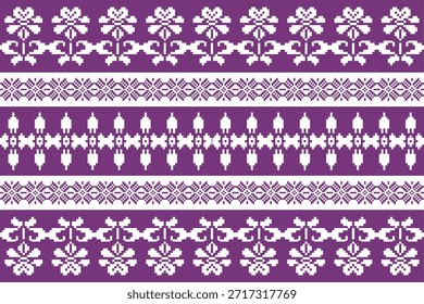 Patrón étnico geométrico tradicional inspirado en motivos textiles del sudeste asiático, adorno simétrico estilo píxel en púrpura y blanco, ideal para tela, Fondo de pantalla, embalaje y diseño de impresión de Vector.