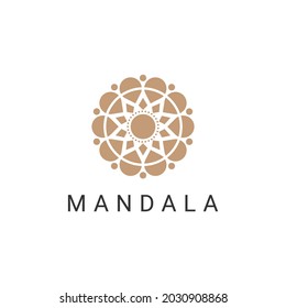 Vector de diseño mandala tradicional sobre el concepto circular 