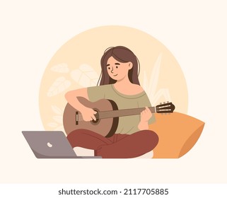 Training spielen Gitarre. Mädchen sitzt vor Laptop, Online-Kurse und Internet. Musiker lernt neue Lieder und Akkorde. Anfänger Gitarrist, moderne Technik. Cartoon-Flavektor-Vektorgrafik