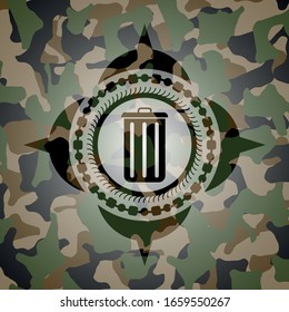 trash can icon inside camo emblem