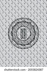 icono de la papelera dentro del brillante emblema plateado. Patrón de escalas. Ilustración vectorial. Detallado. 
