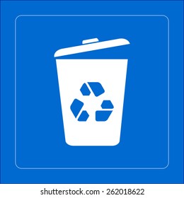 Trash can icon, vector eps10 illustration 