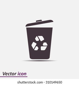 Trash can icon, vector eps10 illustration 