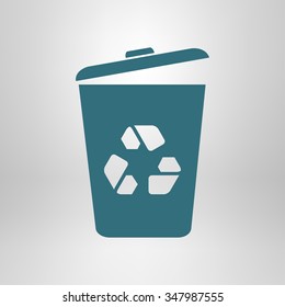 Trash can icon, vector eps10 illustration 