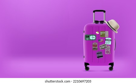 Concepto de viaje con bolso de viaje morado. Disfrute de los viajes de verano. Banner vectorial 3d con espacio de copia