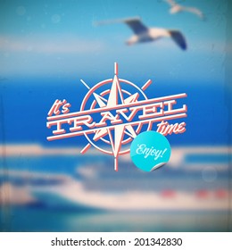 Diseño de tipo de viaje con rosa de brújula con fondo desenfocado con transatlántico y gaviotas