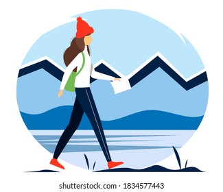 Viajera con una mochila y un mapa en la mano. Mujer caminando por las montañas y bosques. Ilustración invernal de estilo plano. 