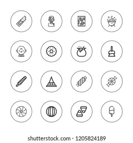 Treat icon set. collection of 16 outline treat icons with biscuit, candy corn, candy, caramelized apple, cauldron, ghoul, popsicle, zombie icons.