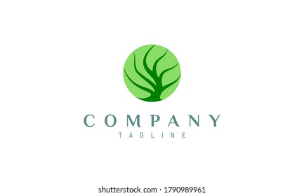 tree in circle simple vector design concept. Suitable for business logos that represent nature and growth.