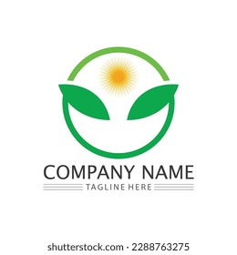 Tree logo icon vector illustration design.Vector silhouette of a tree templates of tree logo and roots  tree of life design illustration