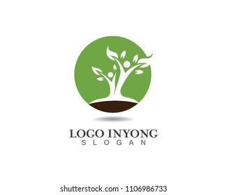 Tree People Logo Stock Vector (Royalty Free) 1106986733 | Shutterstock