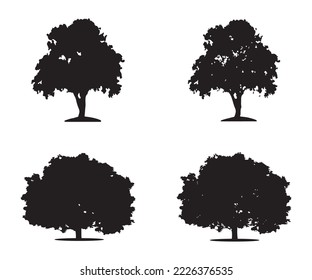 Baumsilhouettenvektor. Einzige Waldbäume, Silhouetten auf schwarz-weißem Hintergrund. Vektorbestücken mit Baumsilhouetten