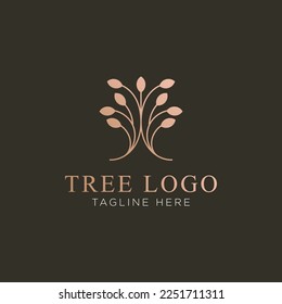 Icono de vector de árbol. Diseño del logo de la ilustración vectorial de los árboles naturales.