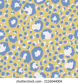 Trendy Animal Skin Fashion Pattern. Leopard Print Seamless Vector Design. Modern Fabric Texture, Wild Fur Repeat Pattern. Elegant Cheetah Jungle Seamless Leopard Print. Cheetah Textile Background.