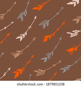 Las flechas de boho de moda muestran un patrón impecable. Diseño de apache étnico. Motivo indígena tribal. Ilustración de las flechas del doodle. Papel de tela de ropa infantil impreso. Objetos de armas.