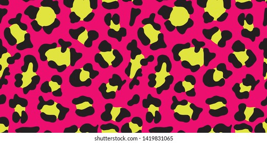 Trendy, modern vector seamless pattern with cheetah (leopard) texture. For textiles, factories, prints, manufactory, wallpaper, design, backgrounds. Safari style