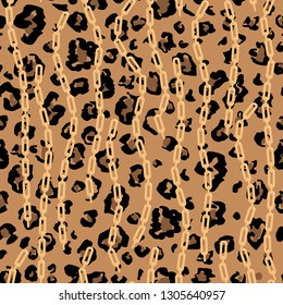 Trendy seamless pattern with gold silver chains on animal skin leopard 
 zebra print for fabric design