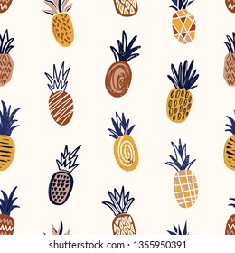 Trendy seamless pattern with textured pineapples on light background. Backdrop with exotic sweet fruits. Natural vector illustration in modern style for wrapping paper, fabric print, wallpaper.