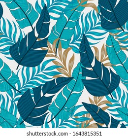 Trendy seamless tropical pattern with bright yellow plants and leaves on a light background. Jungle leaf seamless vector floral pattern background. Tropical botanical. Printing and textiles. 