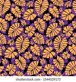 Trendy Summer Tropical Leaves Vector Design. Floral seamless pattern. Doodle vector background with leaves. Colorful tropical illustration.