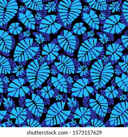 Trendy Summer Tropical Leaves Vector Design. Floral seamless pattern. Doodle vector background with leaves. Colorful tropical illustration.
