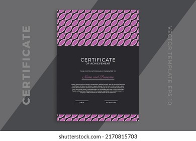 Certificado vertical de apreciación patrón oscuro con patrón geométrico. Diploma de negocios moderno para graduarse o terminar el curso. EPS de fondo vectorial 10