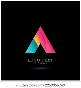 Logotipo de triángulo y flecha. Plantilla de vectores de símbolos e iconos
