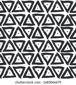 Triangle Tinte Dekoration nahtlose Muster. handgemachte Gestaltung. Vektorillustration