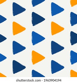 Triangle motif minimal geometric print. Paint brush seamless pattern. Freehand grunge design background. Trendy handdrawn modern simple geo ornament. Artistic hand drawn abstract vector wallpaper