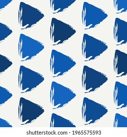 Triangle motif minimal geometric print. Paint brush seamless pattern. Freehand grunge design background. Trendy handdrawn modern simple geo ornament. Artistic hand drawn abstract vector wallpaper