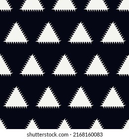 Triangle motif minimal geometric print. Paint brush seamless pattern. Freehand design background. Trendy handdrawn modern simple geo ornament. Artistic hand drawn abstract vector wallpaper