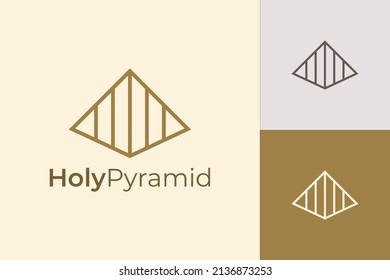 Logo de la pirámide del triángulo en forma sencilla y moderna adaptado a la compañía tecnológica