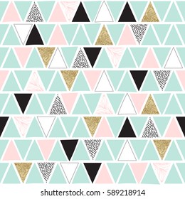 Triangle seamless pattern. Vector illustration.