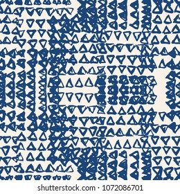 Triangle tie dye pattern. Shibori indigo background. Geometric china ink natural print. Organic vector japanese design. Watercolor indonesian tile. Triangle seamless pattern. Japan kimono print.