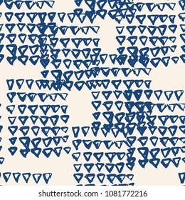 Triangle tie dye pattern. Shibori indigo background. Geometric china ink natural print. Organic vector japanese design. Watercolor indonesian tile. Triangle seamless pattern. Japan kimono print.