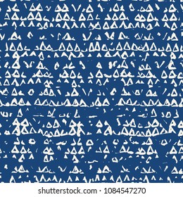 Triangle tie dye pattern. Shibori seamless background. Geometric china ink natural print. Organic vector japanese design. Watercolor indonesian tile. Triangle seamless pattern. Japan kimono print.