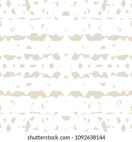 Triangle tie dye pattern. Shibori seamless background. Geometric china ink natural print. Organic vector japanese design. Watercolor indonesian tile. Triangle seamless pattern. Japan kimono print.