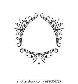 Triangular contour vintage elegant black classic frame