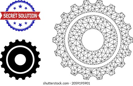 Icono de la carcasa de la rueda de la dirección triangular y sello de solución secreta bicolor arañado. Imagen de la canal de malla diseñada con el icono de la rueda de la dirección.