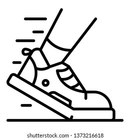 Triathlon shoe icon. Outline triathlon shoe vector icon for web design isolated on white background