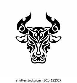 Logo Tribal de Cabeza de Toro. Diseño de tatuajes. Ilustración de vectores de esténcil