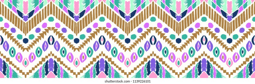 Tribal vector ornament. Seamless African pattern. Ethnic carpet with chevrons. Aztec style. Geometric mosaic on the tile, majolica. Ancient interior. Modern rug. Geo print on textile. Vintage fabric.