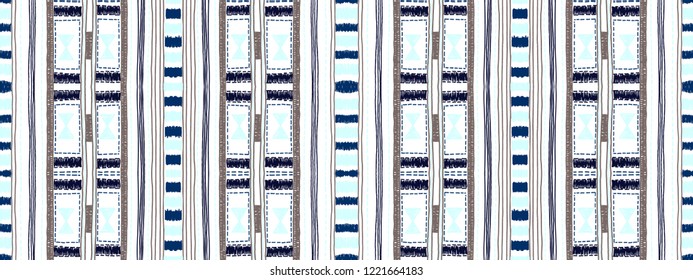 Tribal vector ornament. Seamless African pattern. Ethnic carpet with chevrons. Aztec style. Geometric mosaic on the tile, majolica. Ancient interior. Modern rug. Geo print on textile. Kente Cloth.