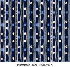 Tribal vector ornament. Seamless African pattern. Ethnic carpet with chevrons. Aztec style. Geometric mosaic on the tile, majolica. Ancient interior. Modern rug. Geo print on textile. Kente Cloth.