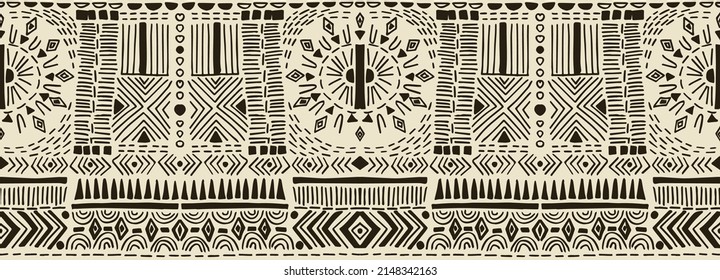 Tribal vector ornament. Seamless African pattern. Ethnic carpet with chevrons. Aztec style. Geometric mosaic on the tile, majolica. Ancient interior. Modern rug. Geo print on textile. Kente Cloth.