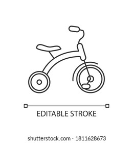 Tricycle pixel perfekte lineares Symbol. Trikes für Kleinkinder. Kinder fahren mit Ausrüstung. Dünne, anpassbare Illustration. Contour-Symbol. Vektor-einzelne Rahmenzeichnung. Bearbeitbarer Hub