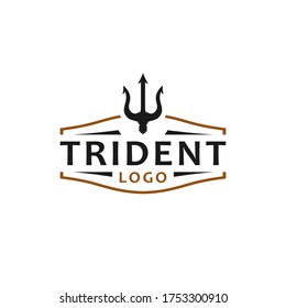 Espada tridente del diseño del logo del hipster retro de posidon