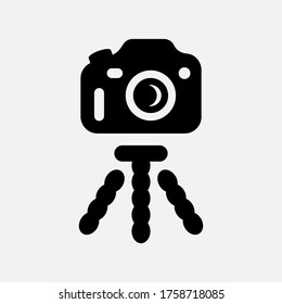 Tripod Icon vector illustration. use for modern cinematography, videography, photography, cinema icons .