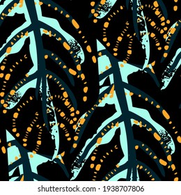 Tropical Leaf. Modern Motif. Jungle Print. Foliage Summer Seamless Pattern. Trending Greenery Vector Background. Artistic Botanical Surface. Abstract Plant Texture For Fashion. Contrast Brush Drawing.